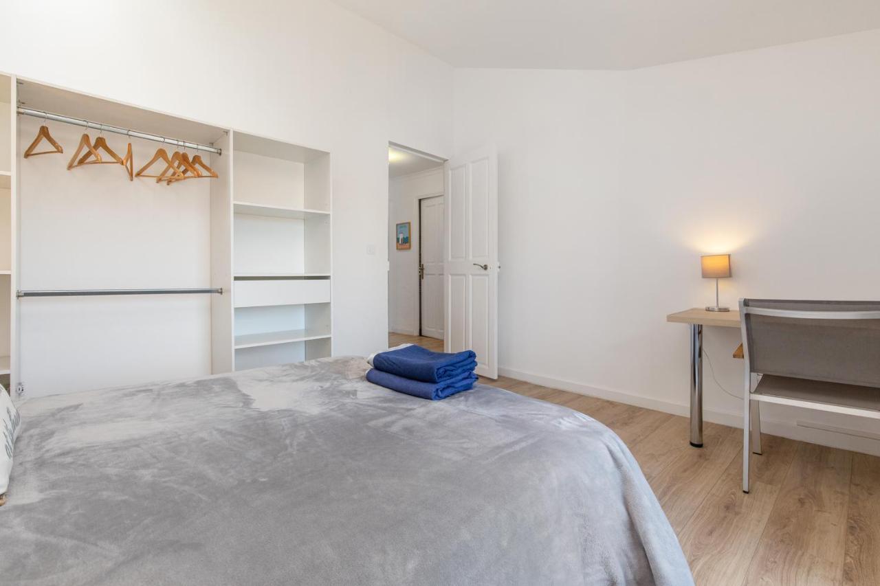 Flamingo Center Clemenceau Apartment Beziers Bagian luar foto